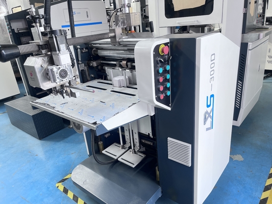 De slimme Schoenschoonheidsmiddelen kleedt de Doos van de Machtsbank Stijve Volledige Automatisch van de Verpakkingsmachine