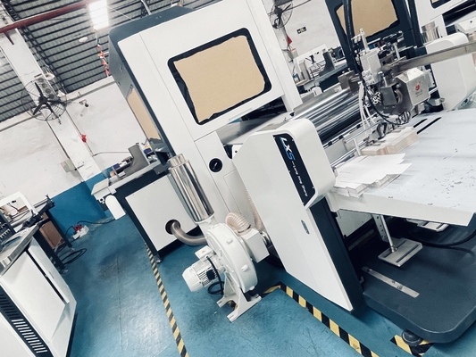 De Stijve Doos die van de giftsmartphone Machine, Cakedoos Productiemachine maken
