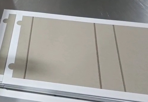Boxvouw- en lijmmachine voor het maken van harde bekleding