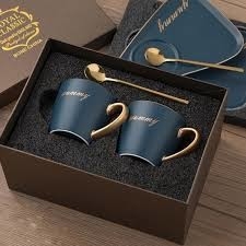 Volledig automatische intelligente rigide doos maken machine voor wijn luxe fles cut box