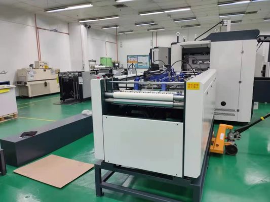 W500XL900mm het Geval van de Celtelefoon Productiemachine de Mobiele Machine van de Dekkingsmaker