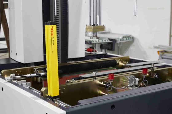 De Verpakkende Machinerand die van de enige Fase Stijve Doos Lengte 1mm 100mm vouwen