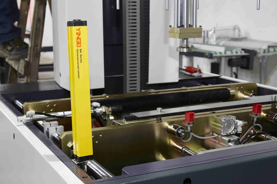 Semi Automatische Zoete Document Stijve Vakje Verpakkende Machine voor Telefoonvakjes