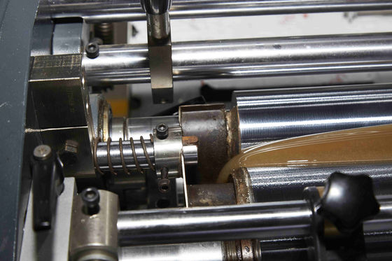 L135XW100mm1856kg Mobiele Doos die tot Machine maken Korte Plaatsende Tijd