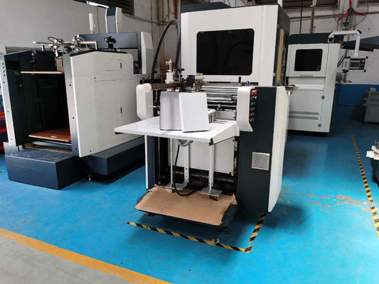 Stijve Dekking Tray Rigid Box Making Machine 0.2mm het Visuele Plaatsen