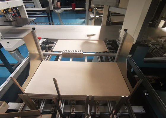 Plaatsende Parfumdoos die de Doos lijmt die van de Machinegift Machine met Snelheid 1400pcs per Uur maakt