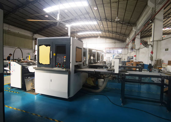 Luxe Shoebox die Machine L5981XW3182XH2103mm met het Lijmen van het Plaatsen maken