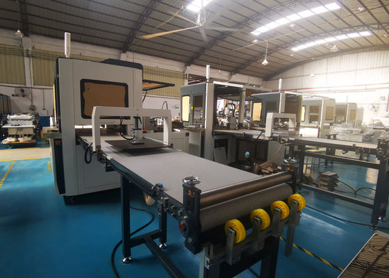 34pcs/Min Shoe Packaging Box Making-Machine 1855kg met het Plaatsen