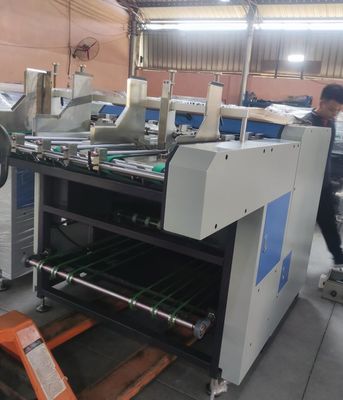 35m/Min Board Grooving Machine 4mm het Document die van de Pakketdekking Machine groeven