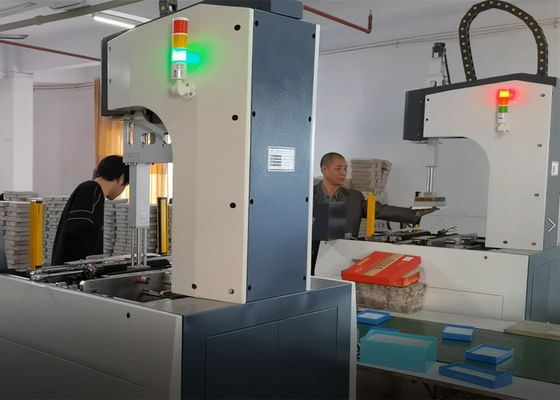 De Verpakkende Machinerand die van de enige Fase Stijve Doos Lengte 1mm 100mm vouwen