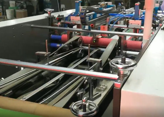 Vier Kanten Automatisch Geval die het Type van Machineboek Moeilijk om Wijnvakje maken het Maken van Machine te behandelen