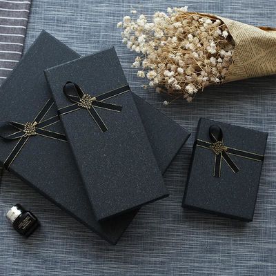 Plakkende de Hoekenmachine van de Giftdoos met Snelheid 70pcs per Minuut die voor Kartondoos Machine maakt
