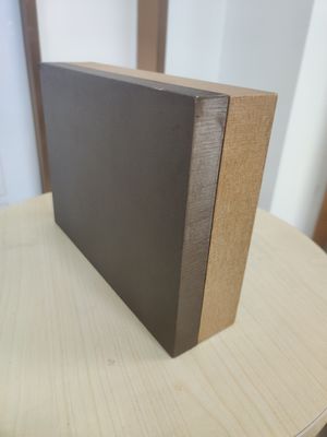 Automatische voedingsmachine voor het voeden van papier, lijmmachine voor het maken van stijve dozen