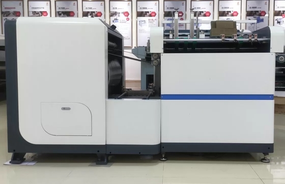 Volledig automatische dubbel-Richtings harde raad die machine met doos v groeven van het 8 groevenkarton groef